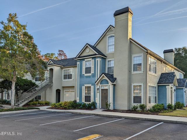 2 BR, 2 BA Apartment 13700 Richmond Park Drive North, Jacksonville, FL 32224