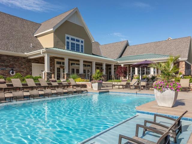 2 BR, 2 BA Apartment 13825 College Boulevard Unit 5016, Lenexa, KS 66215