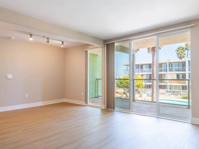 2 BR, 2 BA Apartment 13900 Fiji Way Unit 365, Marina del Rey, CA 90292