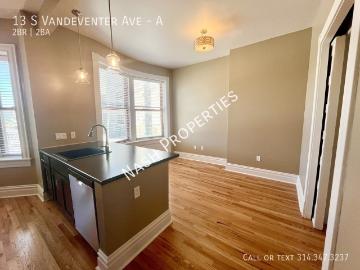 2 BR, 2 BA Apartment 13 S Vandeventer Ave, St. Louis, MO 63108