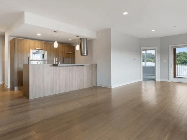2 BR, 2 BA Apartment 1 North Main Street Unit 1 320, Algonquin, IL 60102
