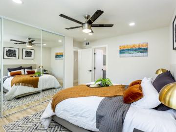 2 BR, 2 BA Apartment 1 Shoal Court Unit 57, Sacramento, CA 95831