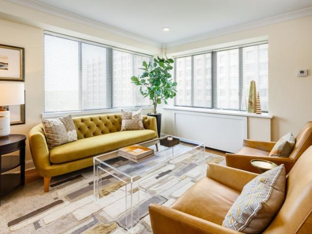 2 BR, 2 BA Apartment 1 Regency Plz Unit 2 0302, Providence, RI 02903