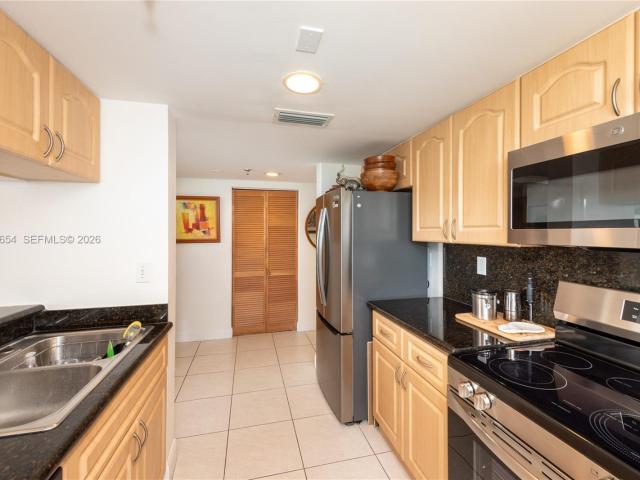 2 BR, 2 BA Apartment 2400 Southwest 3rd Avenue, Miami, FL 33129