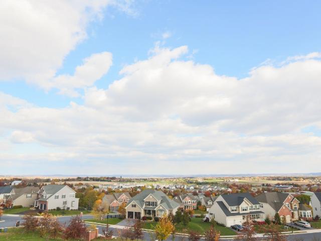 2 BR, 2 BA Apartment 2401 Highpoint View Ct Unit 03 203, Frederick, MD 21702
