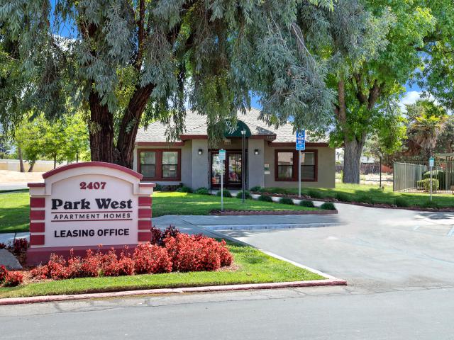 2 BR, 2 BA Apartment 2407 West Alamos Avenue Unit D227, Fresno, CA 93705