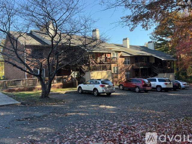 2 BR, 2 BA Apartment 2410 Mc Lean Street, Unit 9, Gastonia, NC 28054