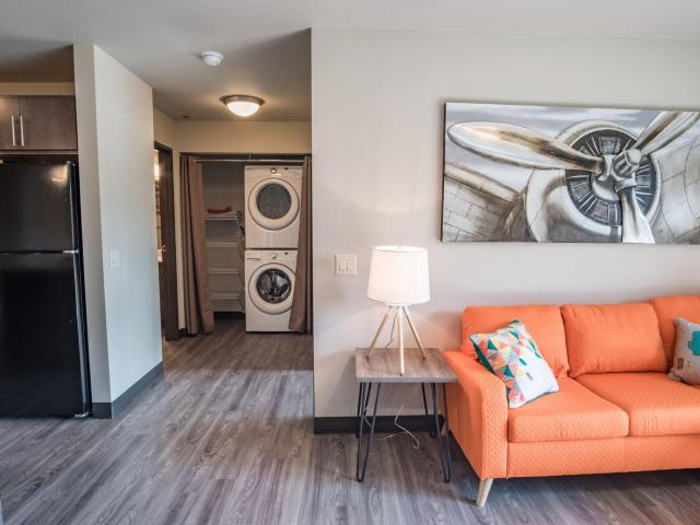2 BR, 2 BA Apartment 2418 Winnebago Street Unit 407, Madison, WI 53704