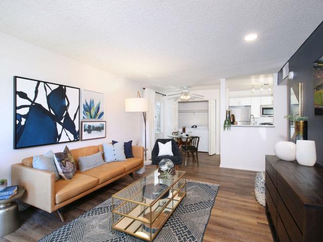 2 BR, 2 BA Apartment 24375 Jackson Avenue Unit 306M, Murrieta, CA 92562