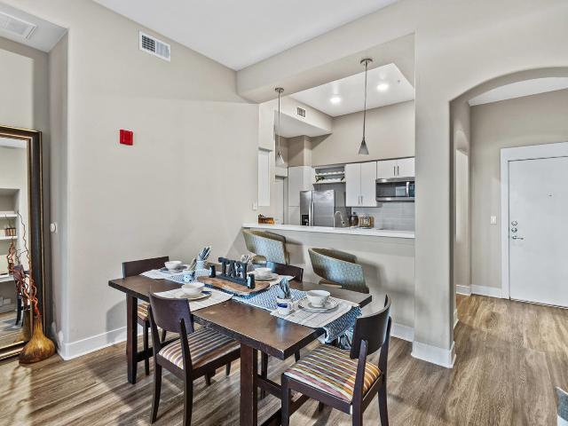 2 BR, 2 BA Apartment 24555 Town Center Drive Unit 1305, Valencia, CA 91355