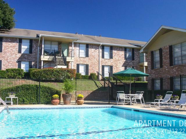 2 BR, 2 BA Apartment 2457 Lake RdÂ, Huntsville, TX 77340