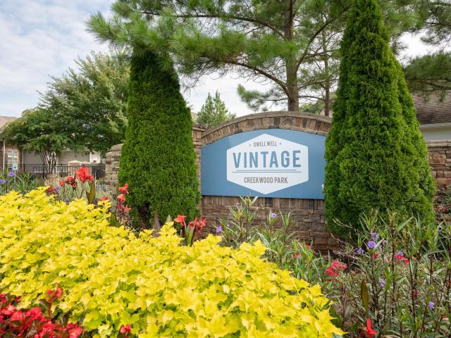 2 BR, 2 BA Apartment 245 Creekwood Cove Lane Unit 8 3C, Lenoir City, TN 37772