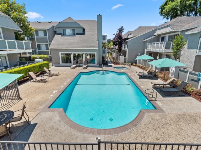 2 BR, 2 BA Apartment 2474 South Bascom Avenue Unit 06, Campbell, CA 95008