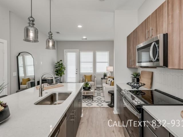 2 BR, 2 BA Apartment 24843 House Hahl Rd, Cypress, TX 77433