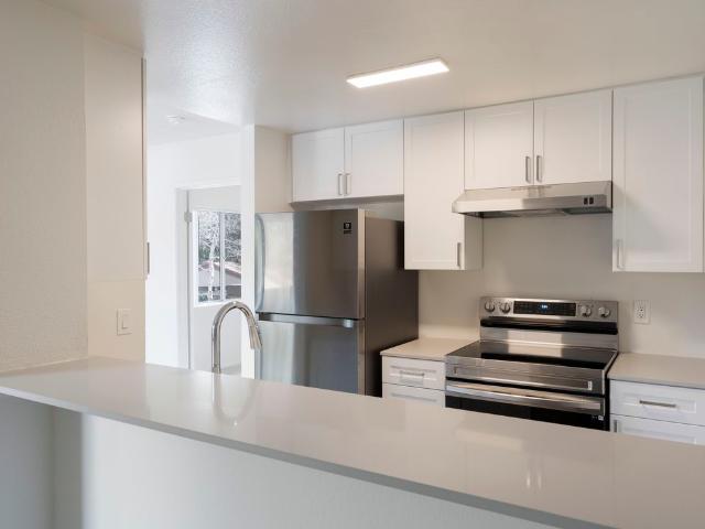 2 BR, 2 BA Apartment 24950 Via Florecer Unit 004 74, Mission Viejo, CA 92692
