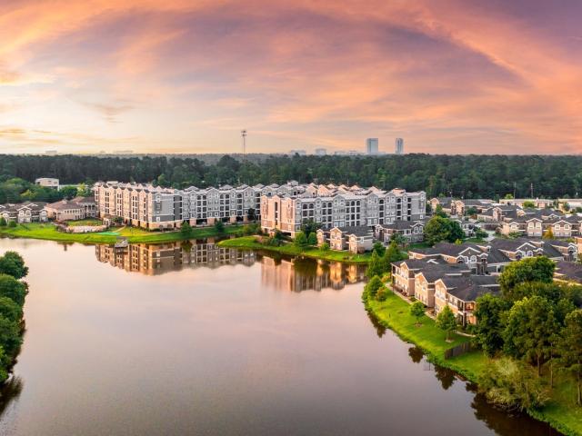 2 BR, 2 BA Apartment 2495 Sawdust Rd Unit 1302, Spring, TX 77380