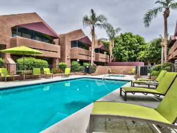 2 BR, 2 BA Apartment 2500 East Palm Canyon Drive Unit 082, Palm Springs, CA 92264