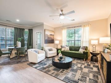 2 BR, 2 BA Apartment 2500 Highway 121 Unit 0328, Euless, TX 76039
