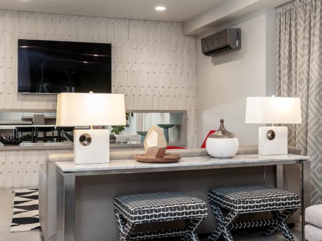 2 BR, 2 BA Apartment 2501 Alton Pkwy Unit 1231, Irvine, CA 92606