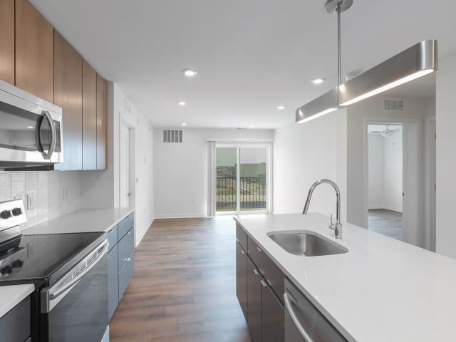 2 BR, 2 BA Apartment 2501 Washington Avenue Unit 417, Philadelphia, PA 19146
