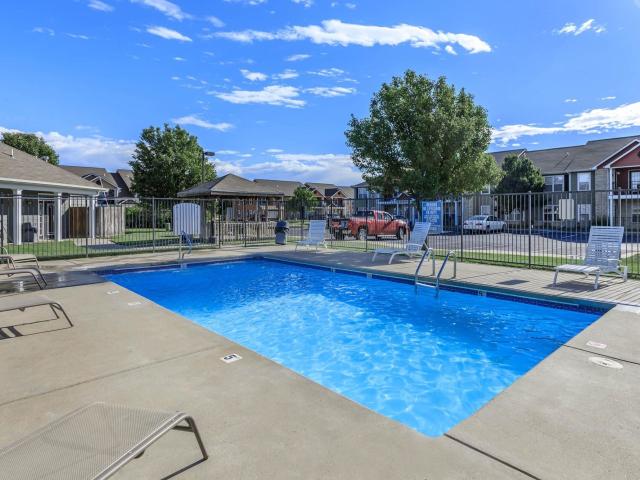 2 BR, 2 BA Apartment 2515 S Ohio St Unit 521, Salina, KS 67401