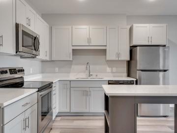 2 BR, 2 BA Apartment 2526 7th Avenue East Unit 2526 301, Saint Paul, MN 55109