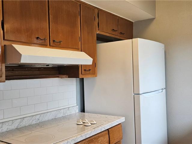 2 BR, 2 BA Apartment 2544 First Street, Fort Myers, FL 33901