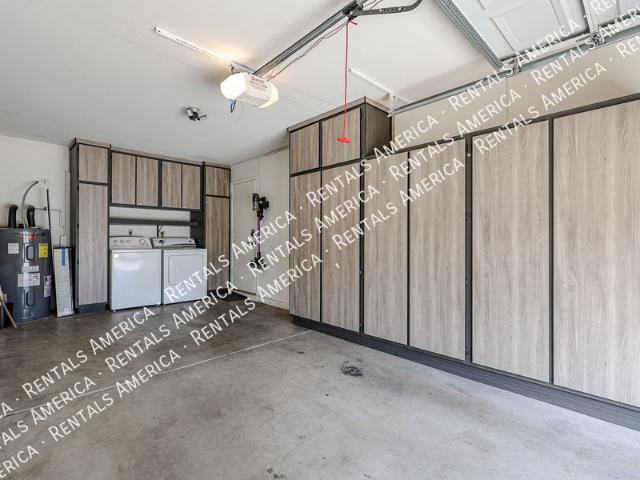 2 BR, 2 BA Apartment 2548 W Canyon Crest Cir, Phoenix, AZ 85023