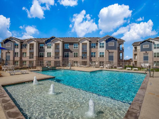 2 BR, 2 BA Apartment 255 FM157 Unit 2304, Venus, TX 76084