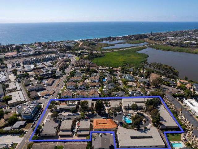 2 BR, 2 BA Apartment 2600 Kremeyer Circle Unit 40 13, Carlsbad, CA 92008