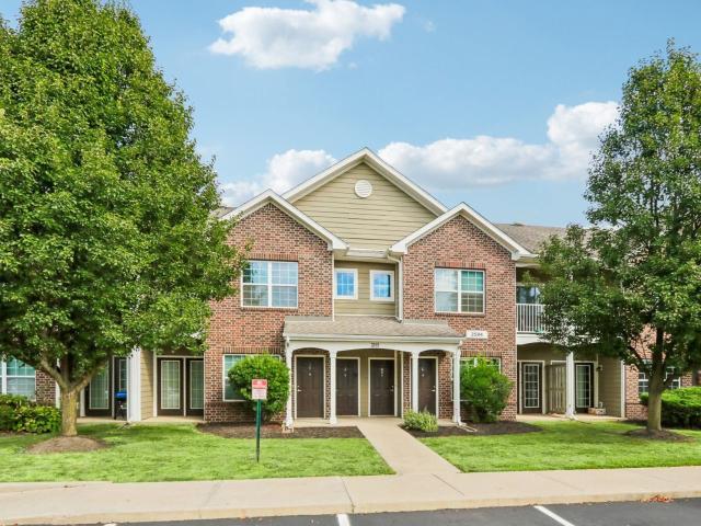 2 BR, 2 BA Apartment 2600 Santa Anita Drive Unit 7063, Greenwood, IN 46143