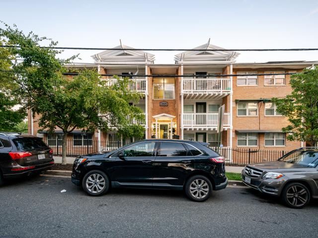 2 BR, 2 BA Apartment 2605 Douglass Rd SE, Washington, DC 20020