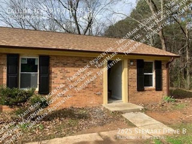 2 BR, 2 BA Apartment 2625 Stewart Drive B, Raleigh, NC 27603