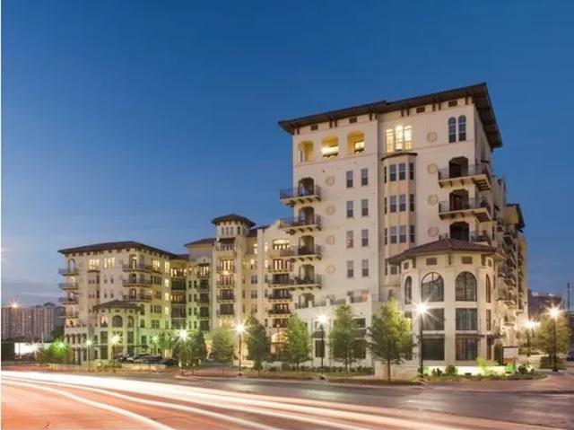 2 BR, 2 BA Apartment 2650 Cedar Springs Rd, Dallas, TX 75201