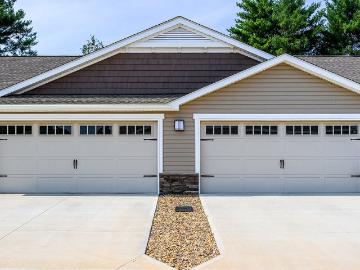 2 BR, 2 BA Apartment 266 Crossmanor Drive Unit 98V, Greer, SC 29650