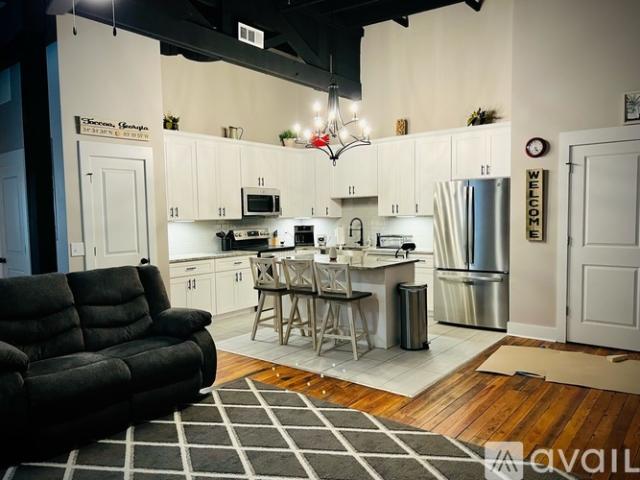 2 BR, 2 BA Apartment 26 Doyle Street, Unit 202, Toccoa, GA 30577