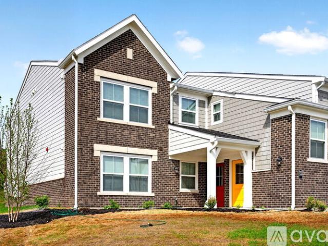 2 BR, 2 BA Apartment 2703 Golden Leaf Dr, Unit 2703, Beavercreek, OH 45431