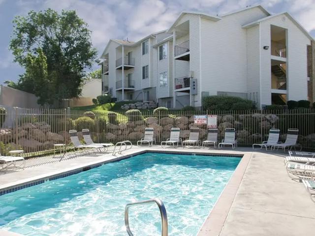 2 BR, 2 BA Apartment 2727 South 625 West Unit E204, Bountiful, UT 84010