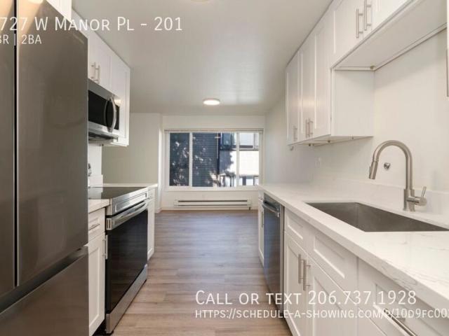 2 BR, 2 BA Apartment 2727 W Manor Pl, Seattle, WA 98199