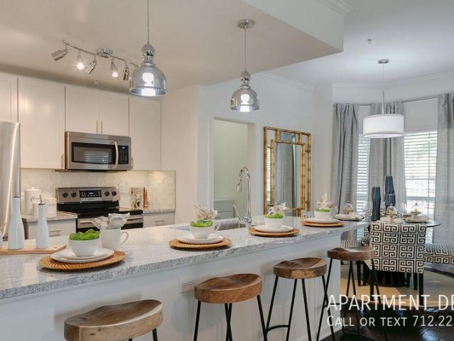 2 BR, 2 BA Apartment 2733 Bens Branch DrÂ, Houston, TX 77339