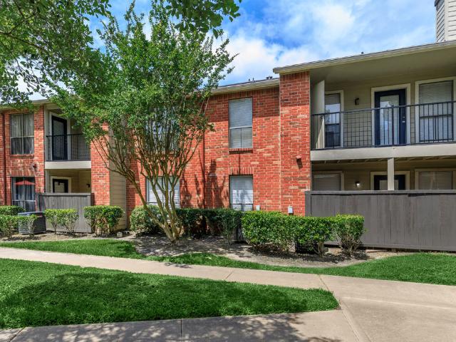 2 BR, 2 BA Apartment 2750 FM 518 Unit 0203, League City, TX 77573