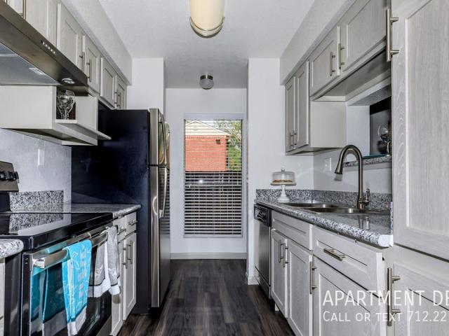 2 BR, 2 BA Apartment 2757 FM Rd 518 EastÂ, League City, TX 77573