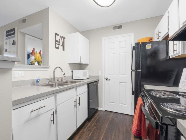 2 BR, 2 BA Apartment 2765 Sawmill Park Drive Unit 2716, Dublin, OH 43017
