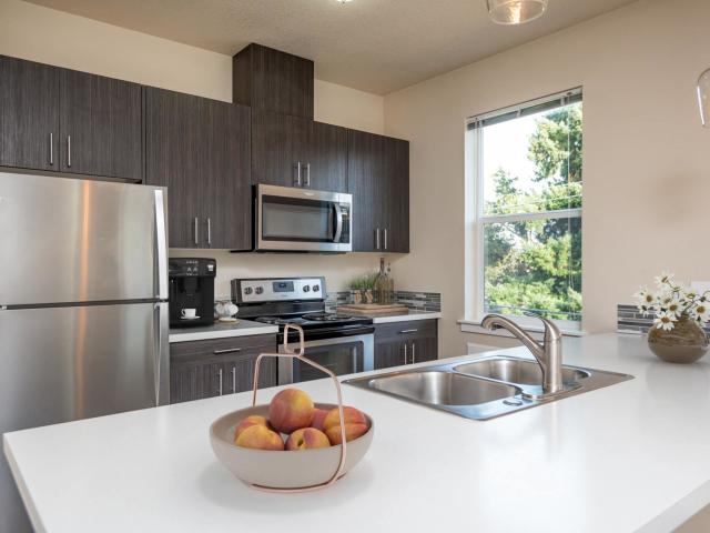 2 BR, 2 BA Apartment 2768 Claxter Road Unit 102, Salem, OR 97301