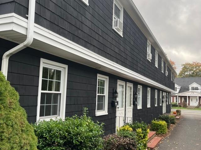 2 BR, 2 BA Apartment 279 Hazard Avenue, Unit 279B, Enfield, CT 06082