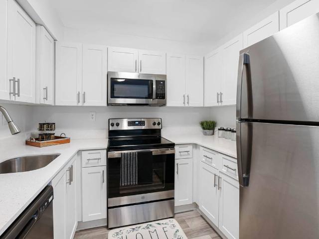 2 BR, 2 BA Apartment 2801 N Course Dr Unit 2819 210, Pompano Beach, FL 33069