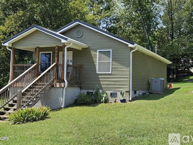 2 BR, 2 BA Apartment 280 West Newcomen Street, Alcoa, TN 37701