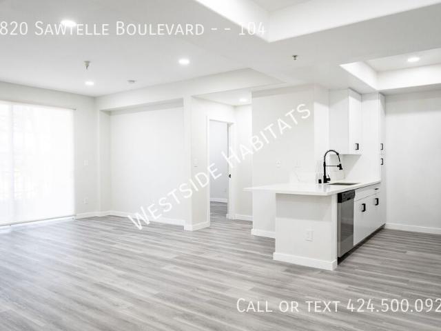 2 BR, 2 BA Apartment 2820 Sawtelle Boulevard, Los Angeles, CA 90064