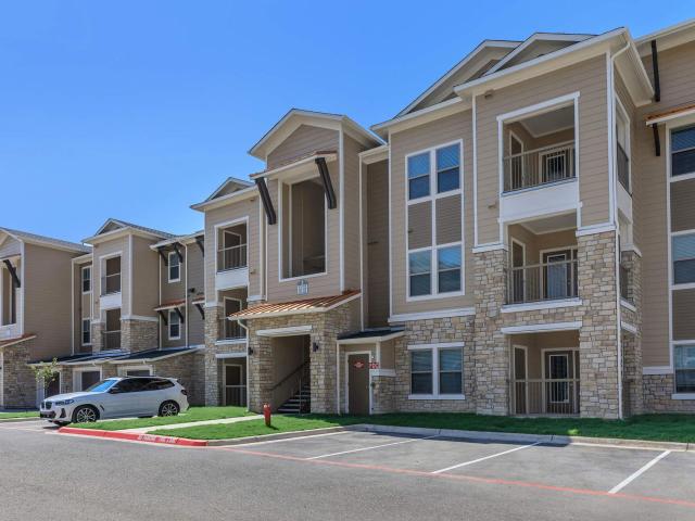 2 BR, 2 BA Apartment 2825 Main St Unit 737, Buda, TX 78610