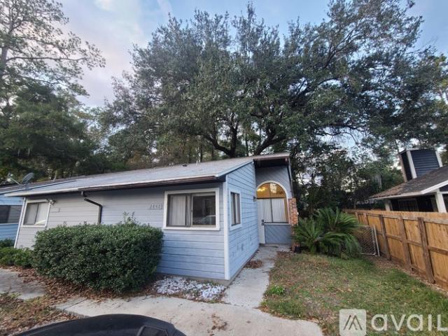 2 BR, 2 BA Apartment 2842 Southwest 38th Place, Unit None, Gainesville, FL 32608